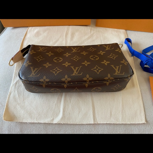 Louis Vuitton Pochette Accessories NM NWT - Picture 7 of 8